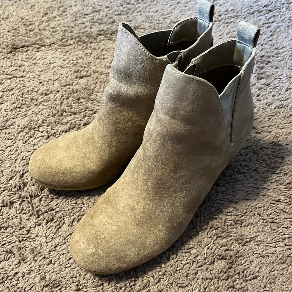 Ankle boots size 10